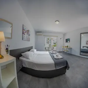 nissi-avenue-studio.hotelsatayianapa.com/
